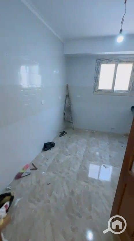 7 56f31c3d-c4d0-43be-8f60-f019af0588a8. jpg