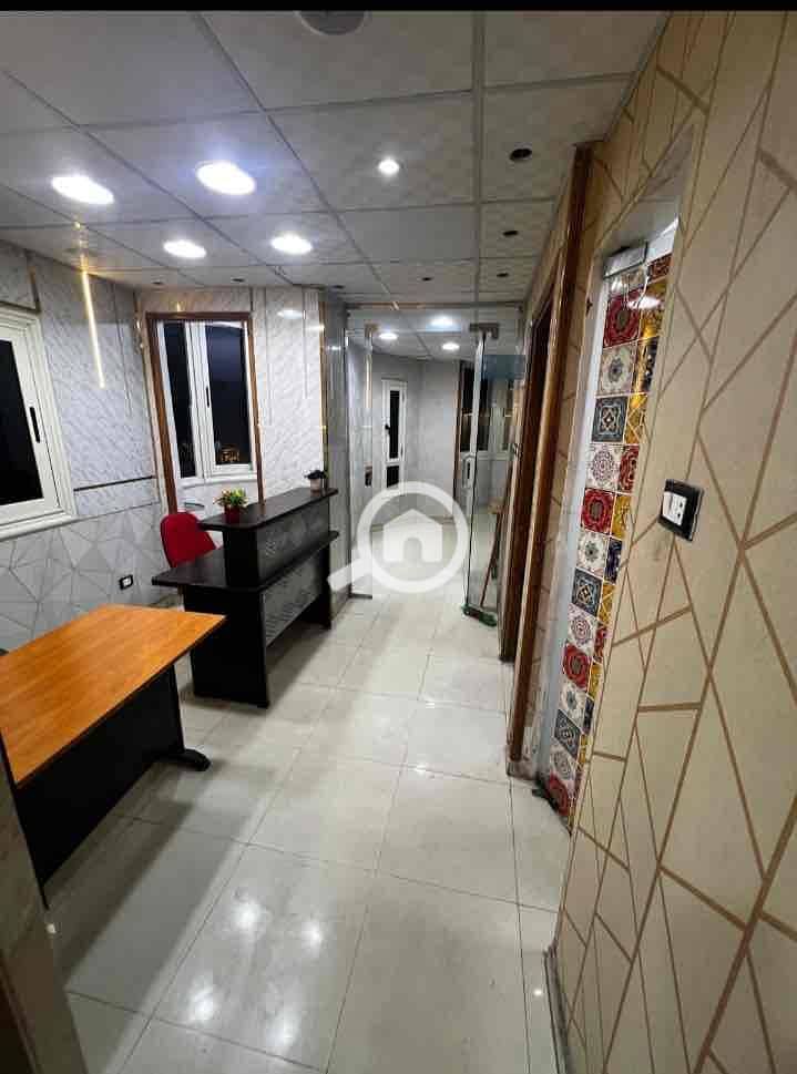 3 29ba40e8-9971-4497-943a-6d1b1432ea74. jpg