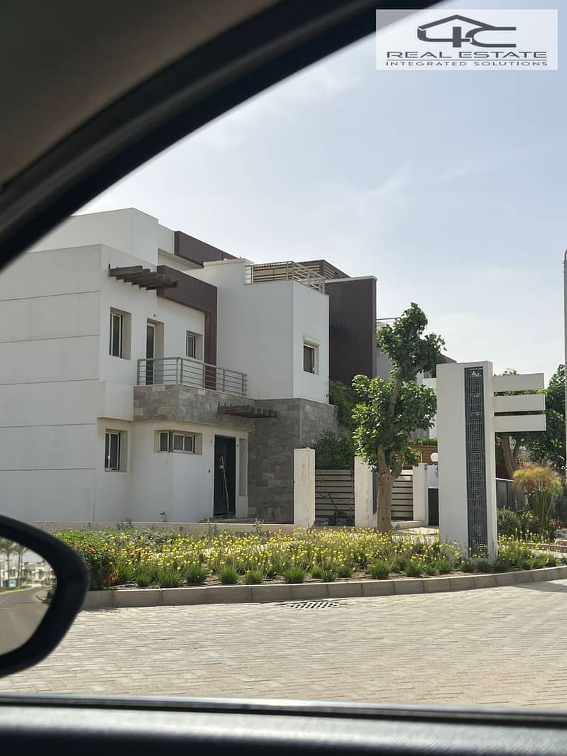 11 WhatsApp Image 2024-04-22 at 4.15. 11 PM. jpeg