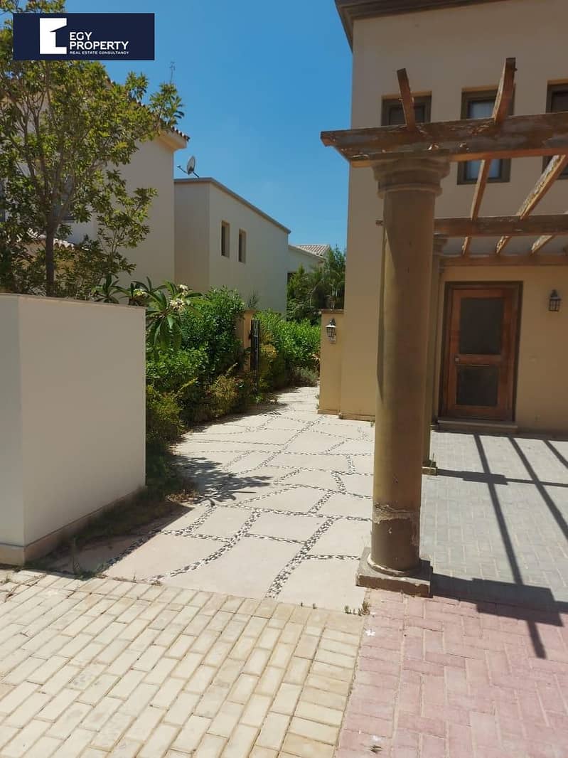 2 _files_14e7275b-57ae-4a62-b7ac-250a8c06f0eb. jpg