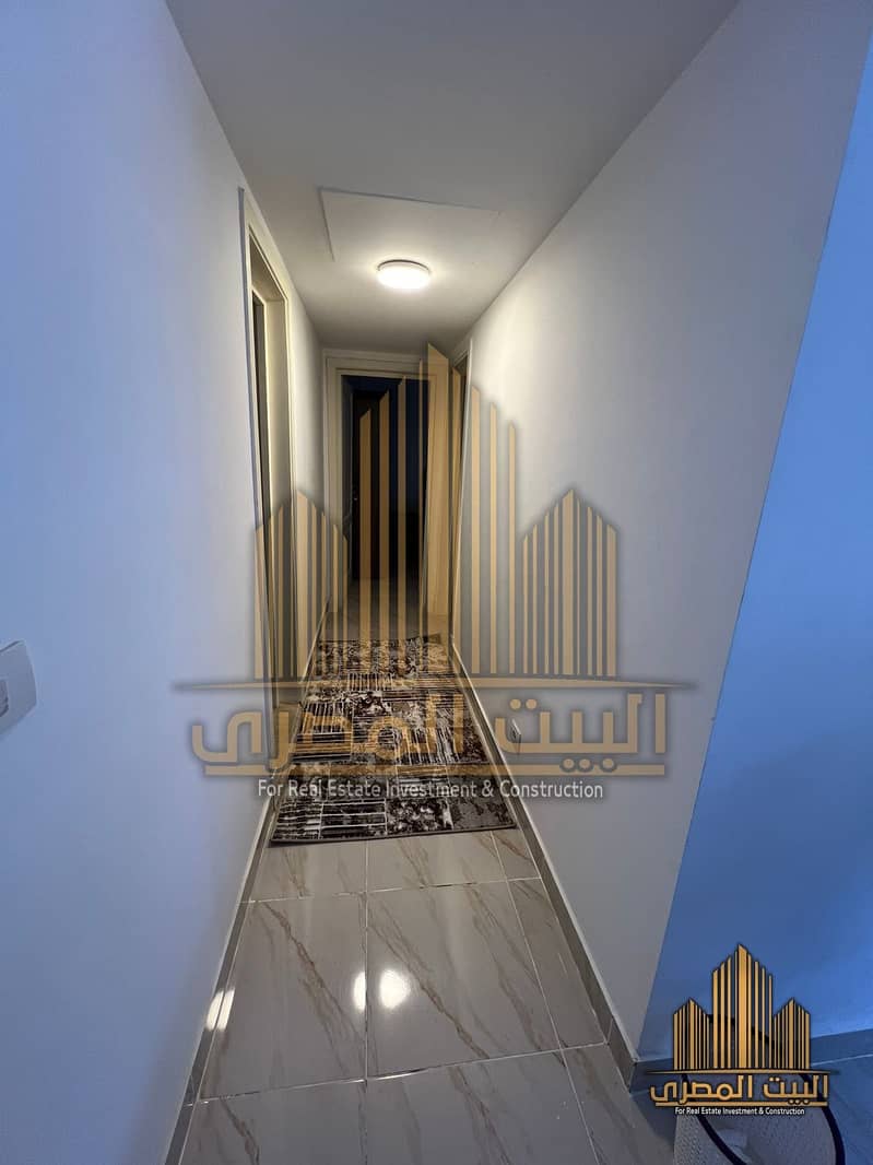 6 U448794 (12). jpeg