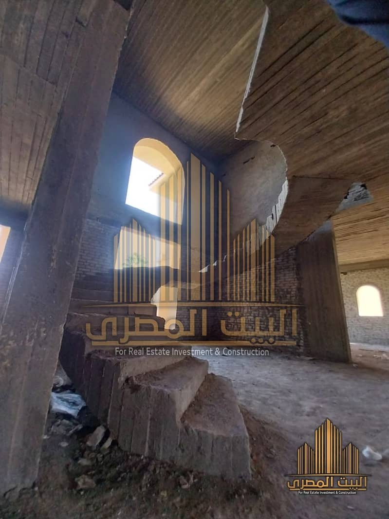 9 U294568 (13). jpeg