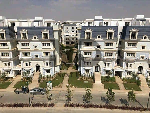 11 كمبوند-ماونتن-فيو-هايد-بارك-التجمع-الخامس-6-1. jpg