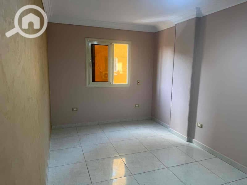 4 38f55832-f24e-4356-8afe-34eeaaf69500. jpg