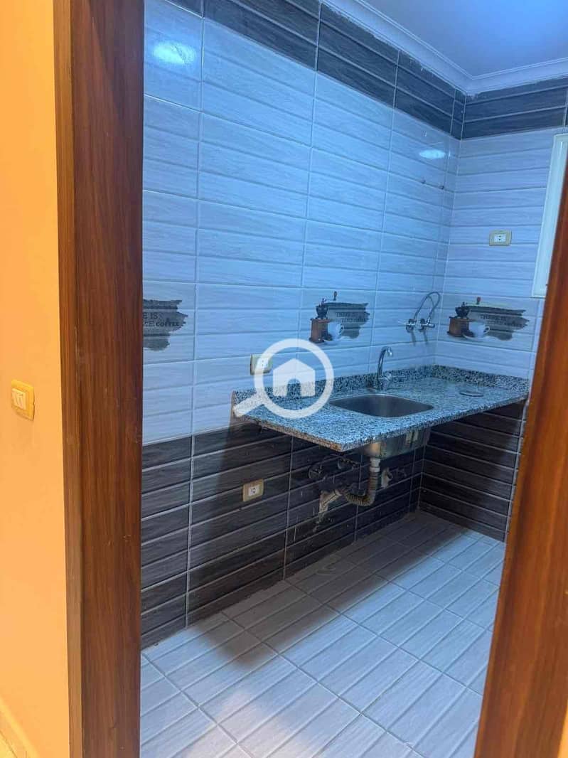 7 24646b12-27ba-4bfd-a3c0-f9193ef0834f. jpg