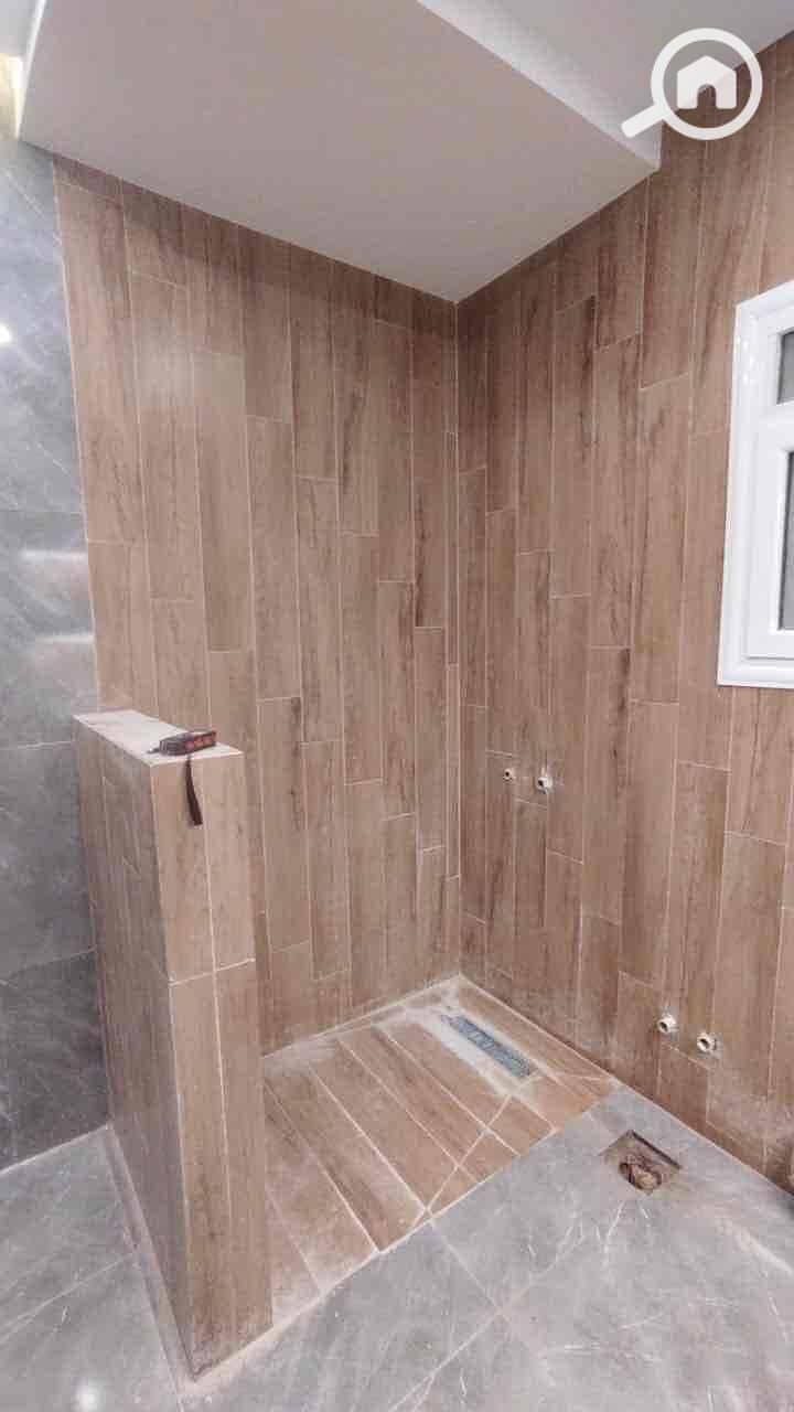 7 6844fff0-cb68-4d5f-82c0-b48afb4275a4. jpg