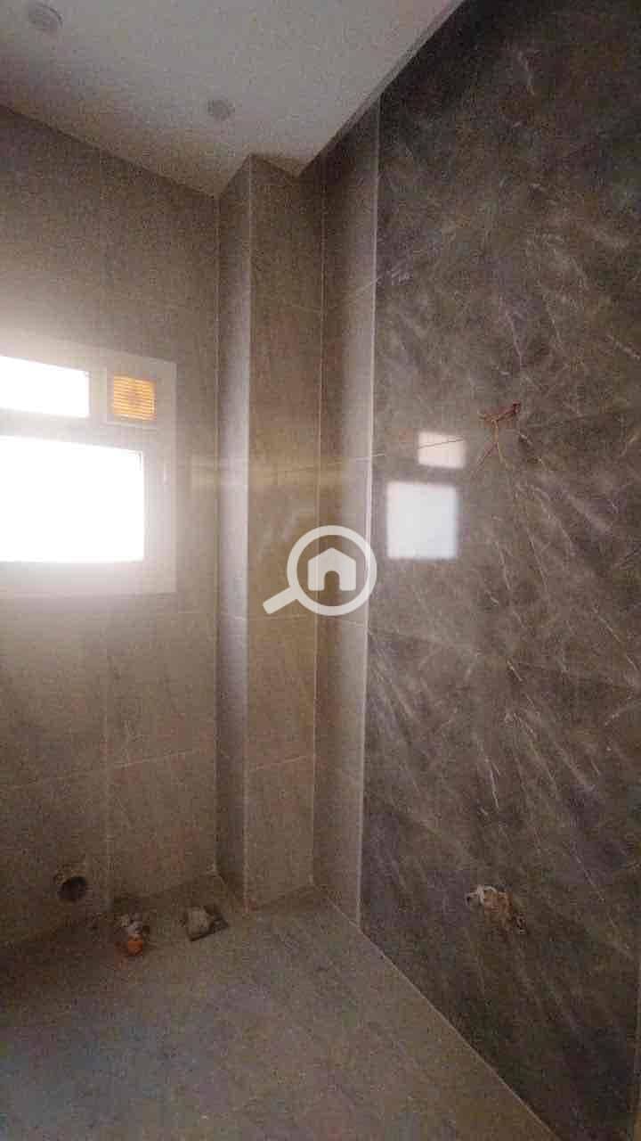 11 e229d4a8-35fa-4747-9f2c-de8acec74c3e. jpg