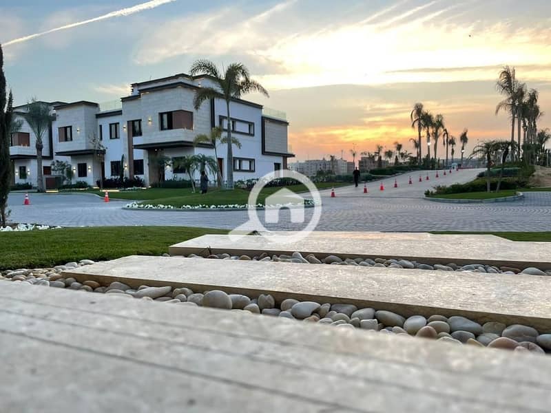 4 WhatsApp Image 2025-12-11 at 20.30. 10. jpeg