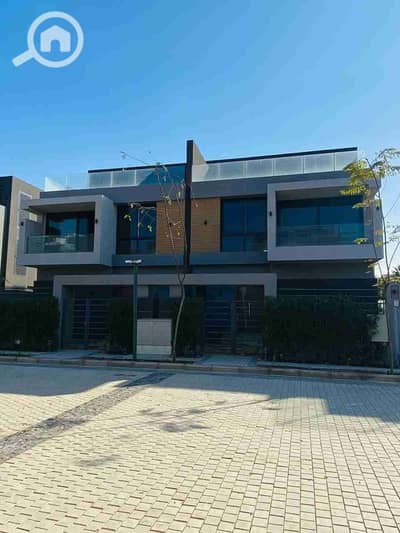 توين هاوس 3 غرف نوم للبيع في مدينة الشروق، القاهرة - IMG_20251110_010434_219. jpg