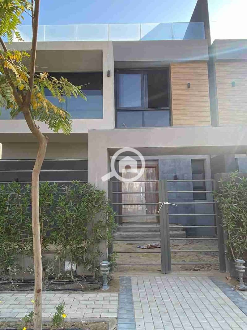 4 IMG_20251110_010440_873. jpg