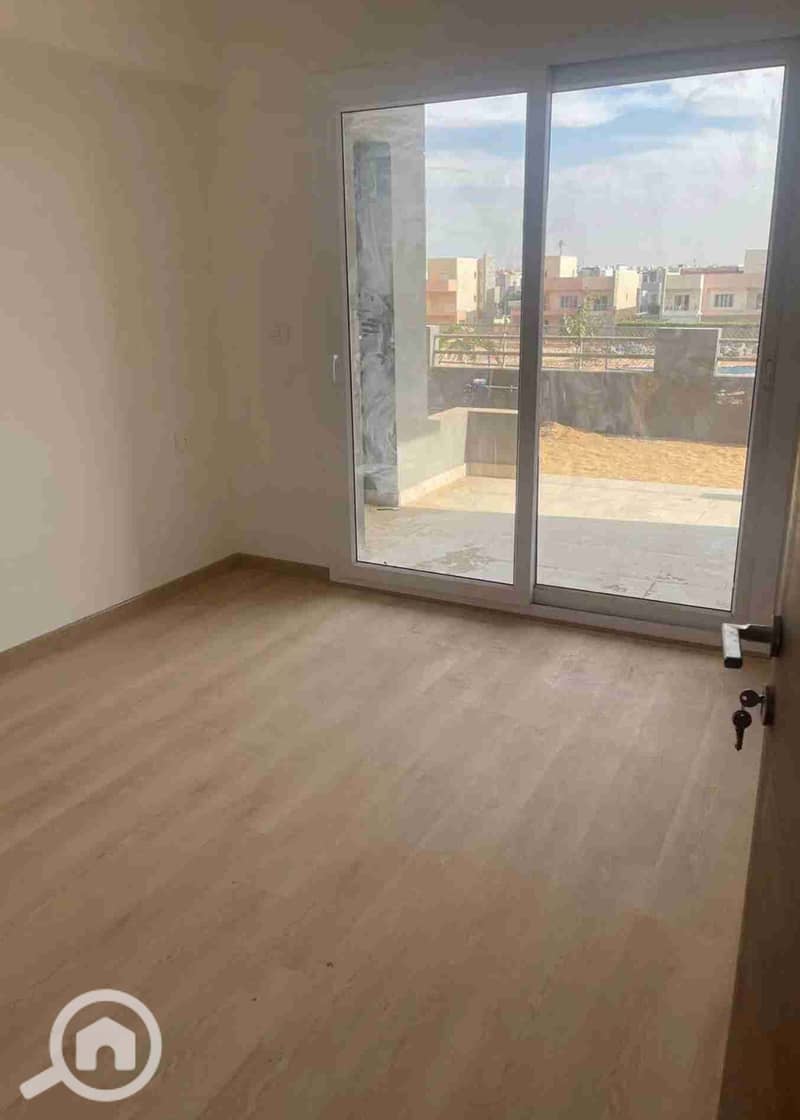 2 Screenshot_20251207_160436_Facebook. jpg