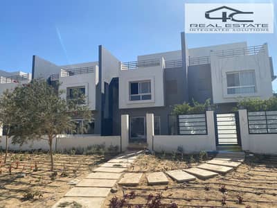 4 Bedroom Townhouse for Sale in New Cairo, Cairo - WhatsApp Image 2023-11-04 at 12.38. 45 PM (1). jpeg 4 Bedroom Townhouse for Sale in New Cairo, Cairo - WhatsApp Image 2023-11-04 at 12.38. 45 PM (1). jpeg