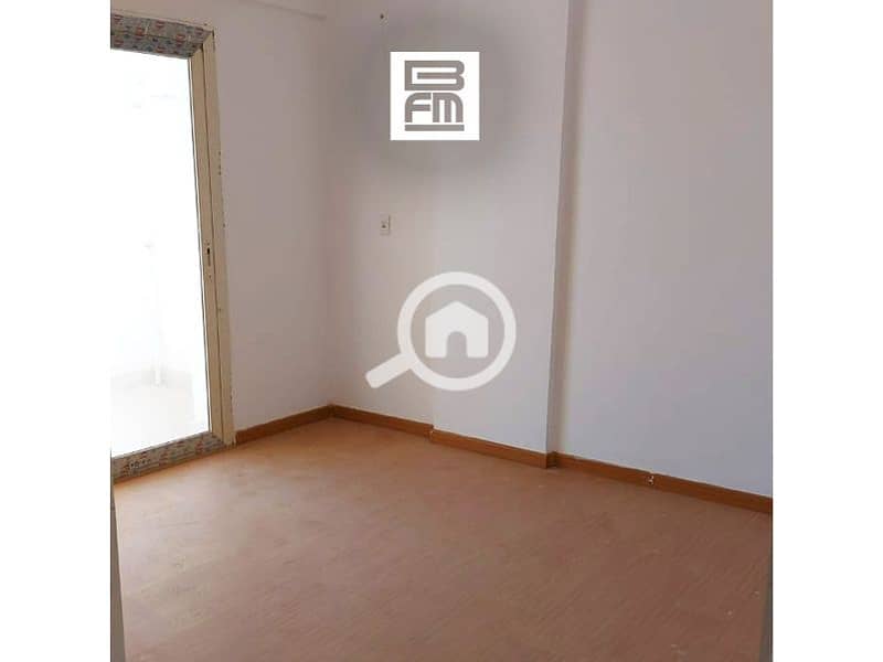 13 d9f22b72-2ed4-4c31-82ea-e5534ac5f8ec. jpg