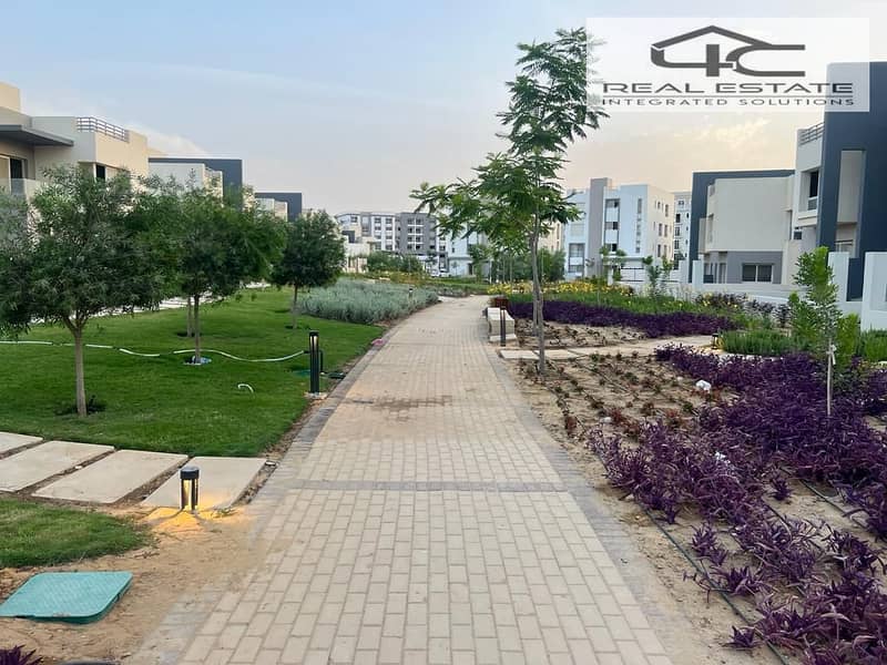 10 WhatsApp Image 2023-12-10 at 12.42. 57 PM. jpeg