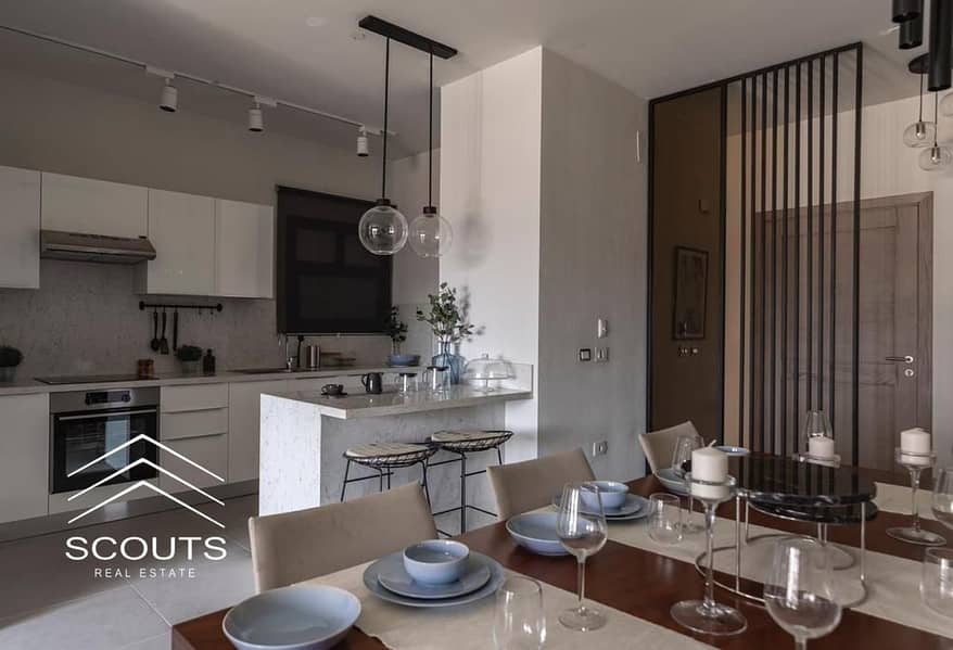 12 def9cf7f-8ec1-40fe-afd2-cf1e8a532533. jpg