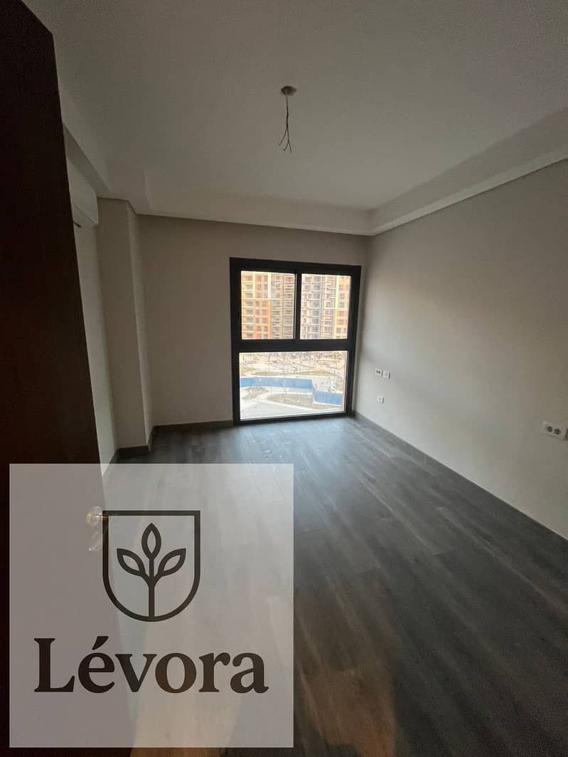 4 WhatsApp Image 2025-12-11 at 23.54. 39. jpeg