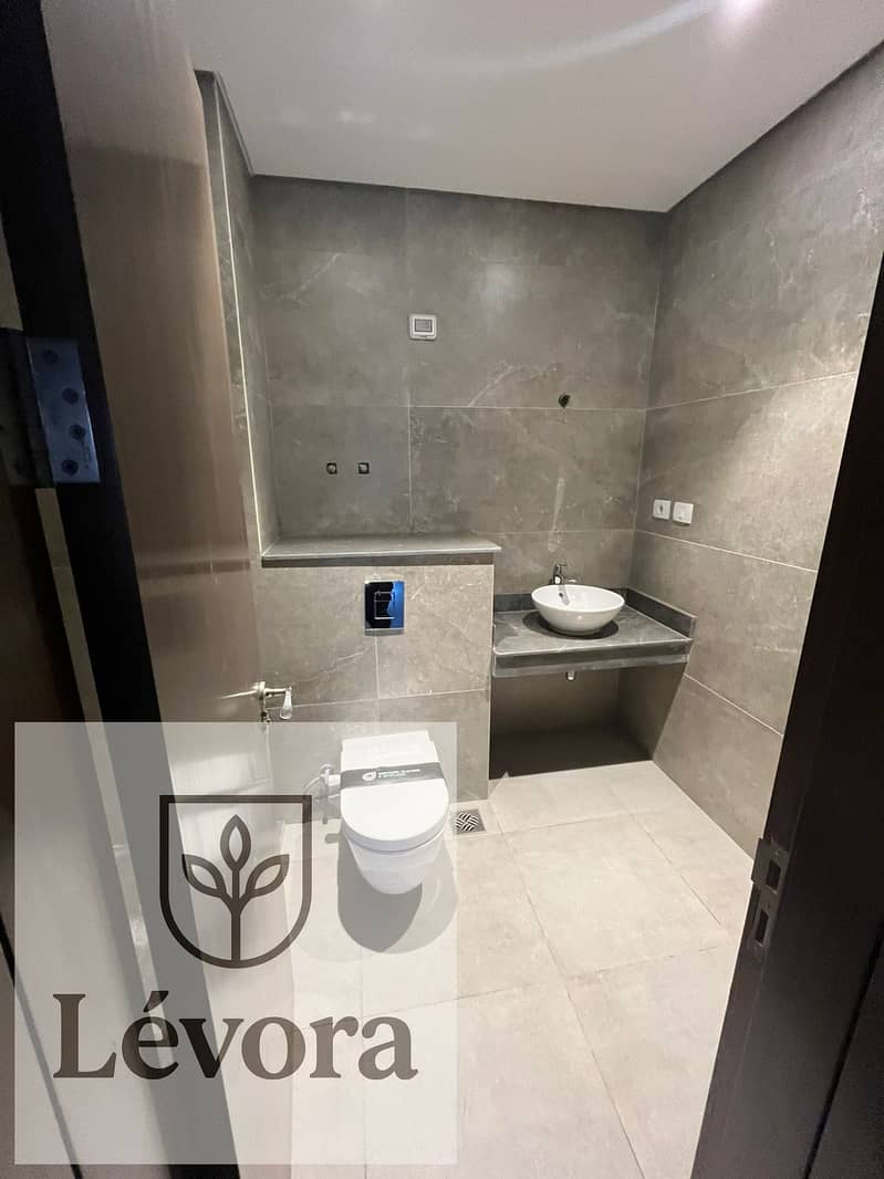 9 WhatsApp Image 2025-12-11 at 23.54. 41 (2). jpeg