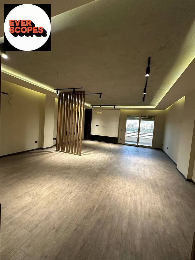 4 WhatsApp Image 2025-11-06 at 13.36. 04. jpeg