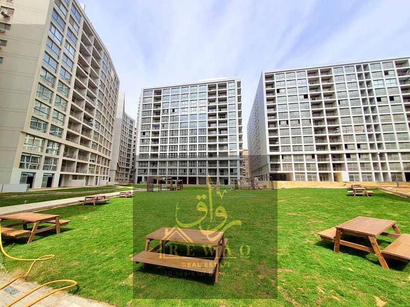 2 abaf9855-dd8b-420e-9b39-5c462c7eef09. jpeg