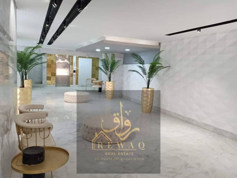 10 b69740e0-3b1d-4c2e-9ac3-a28df9119b5b. jpeg