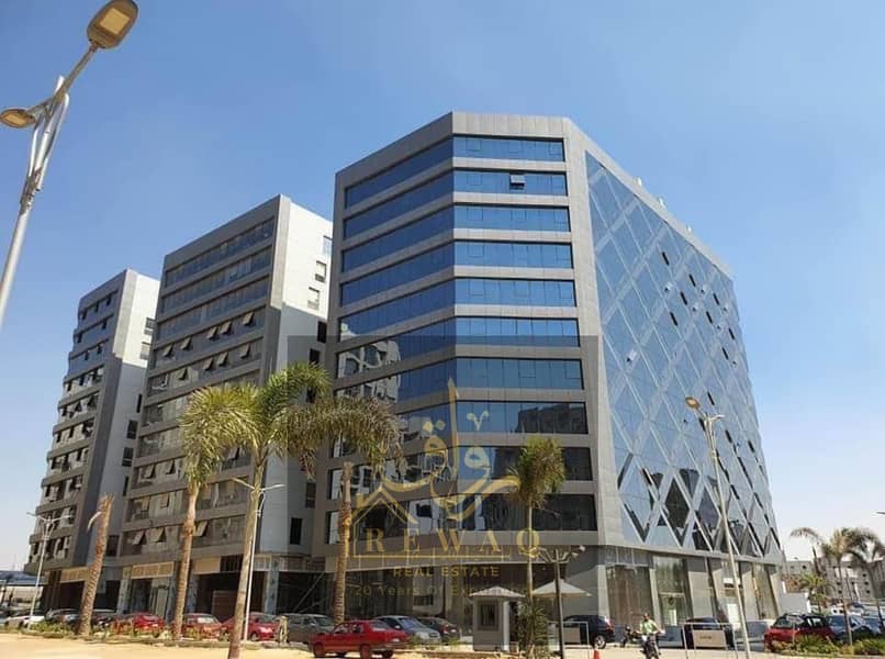 10 460193758_926343292661388_1144019546808771027_n. jpg