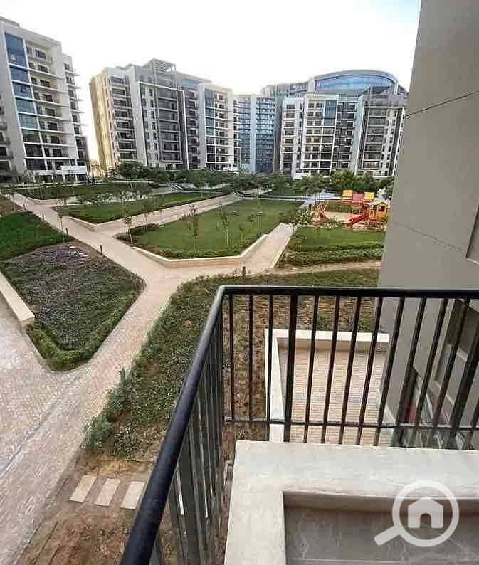 7 0146d3f1-1a33-429c-91d9-27de1a8c5ed7. jpg