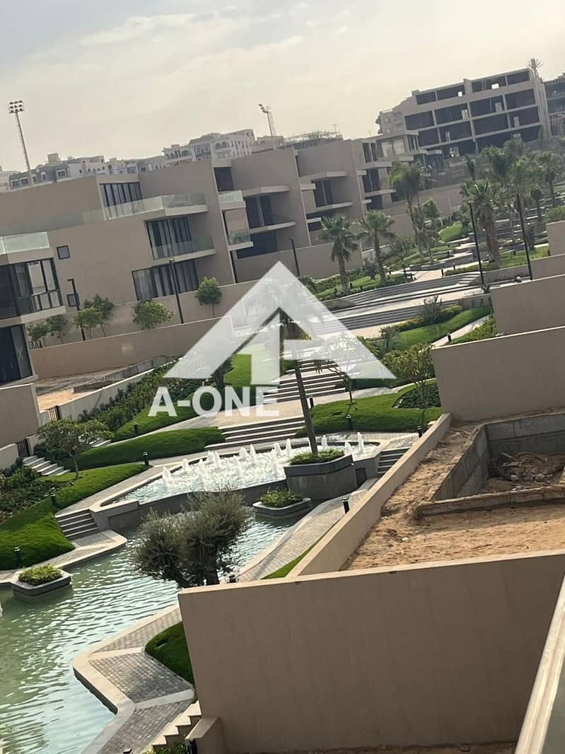 13 e51734d1-eabb-4444-a013-18372ce8511e. jpg