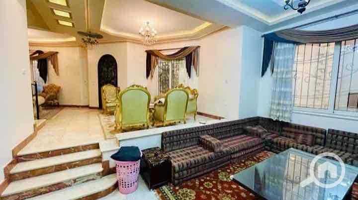 5 e5e68ea7-6d87-424d-a747-2d4a62e9c565. jpg