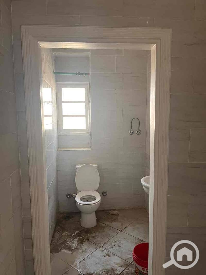 8 14bc71c7-ca6b-4d1a-91d7-18e693e15b93. jpg