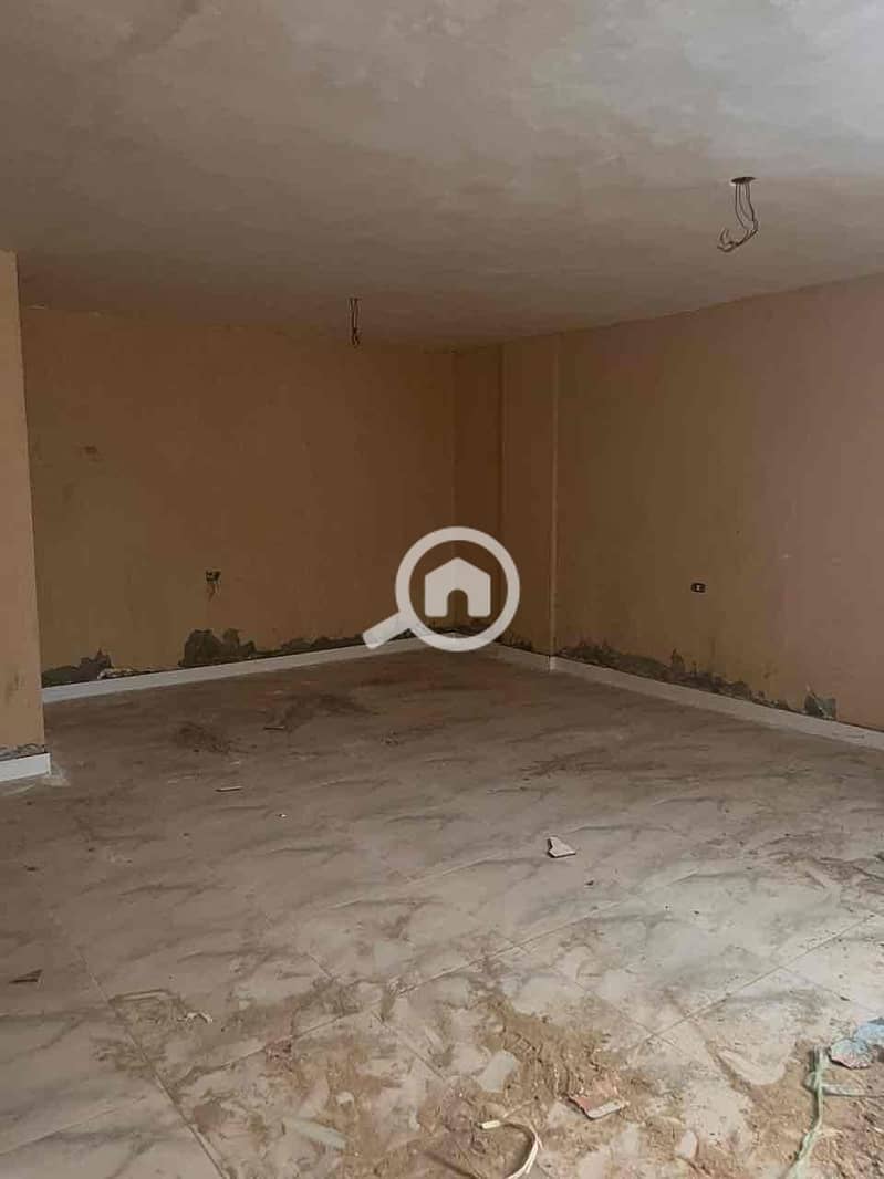 9 0f0c09b8-4f42-4c23-941c-7c2d009b2f8c. jpg