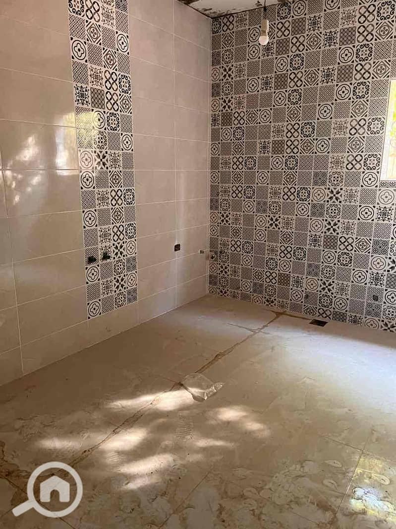 12 c62022c6-765a-4ee1-ae76-eaa587324c31. jpg