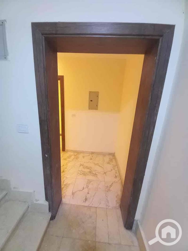 4 a0508d44-ca0c-4254-8b0c-82fe252db927. jpg