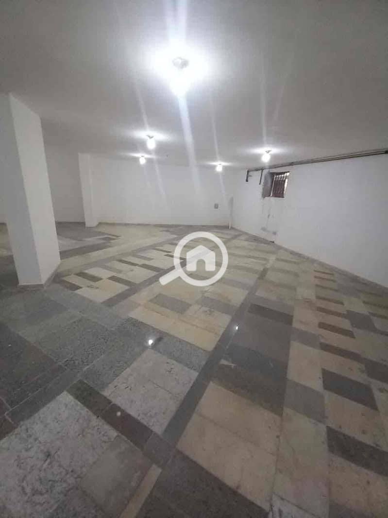 5 b7a1a12e-d3e2-40a6-80ae-787fa49aa9a9. jpg