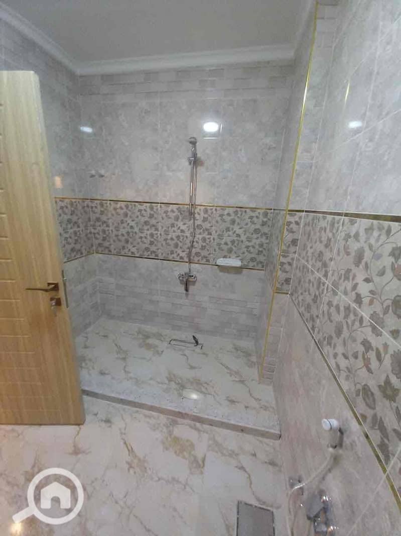 18 092c8763-2362-4d51-a575-79820c47d023. jpg