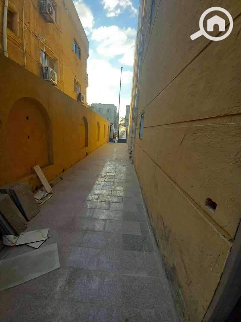 31 c69e391a-6975-4306-8f83-2dd9fe2d28b3. jpg