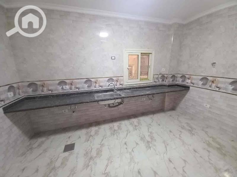 37 37104be0-8a18-44a4-9eb4-688666bcf0a5. jpg