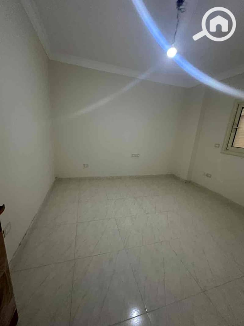 6 f0c4bb36-398b-40c8-afdc-8cf11d730fb4. jpg