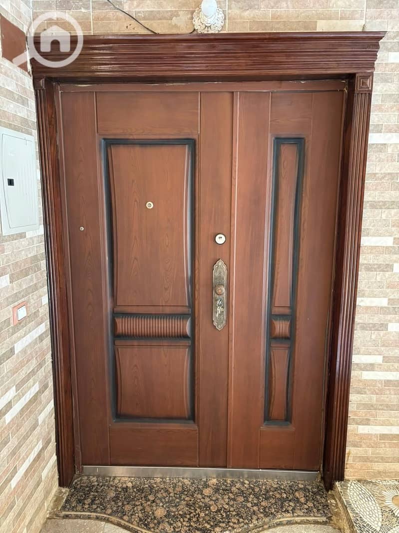 10 WhatsApp Image 2025-10-27 at 21.23. 12 (1). jpeg