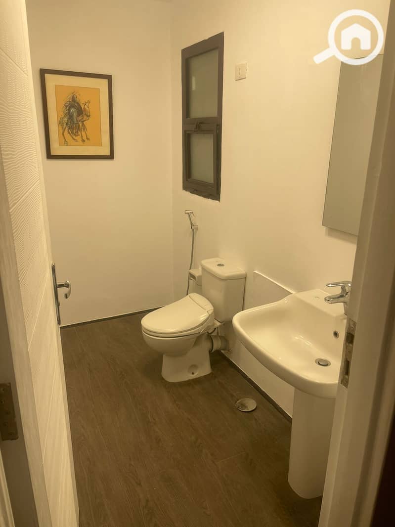 13 26e3ff1d-9148-4b91-b642-204153baee9a. jpeg