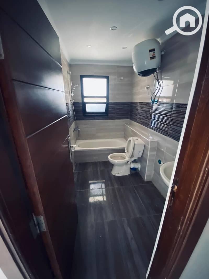 6 5d15c547-3cf8-4a2e-8441-20dad9a5102e. jpeg