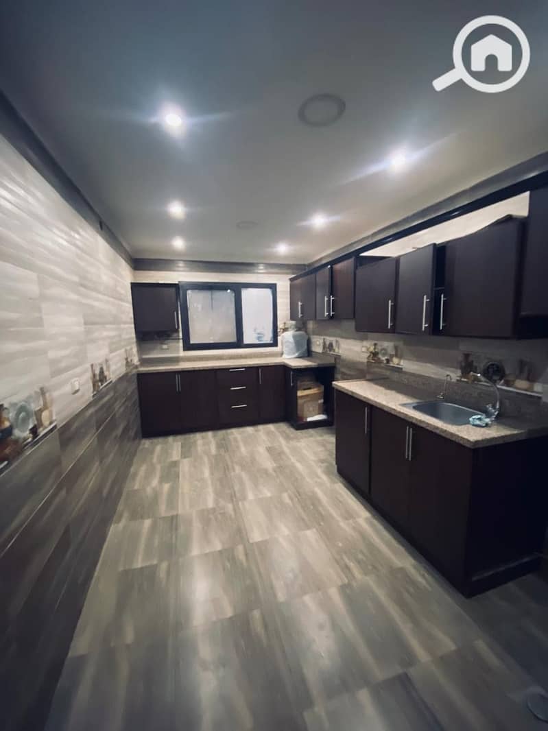 16 4c991078-612a-40e1-a3f3-59dd7d3b7e27. jpeg