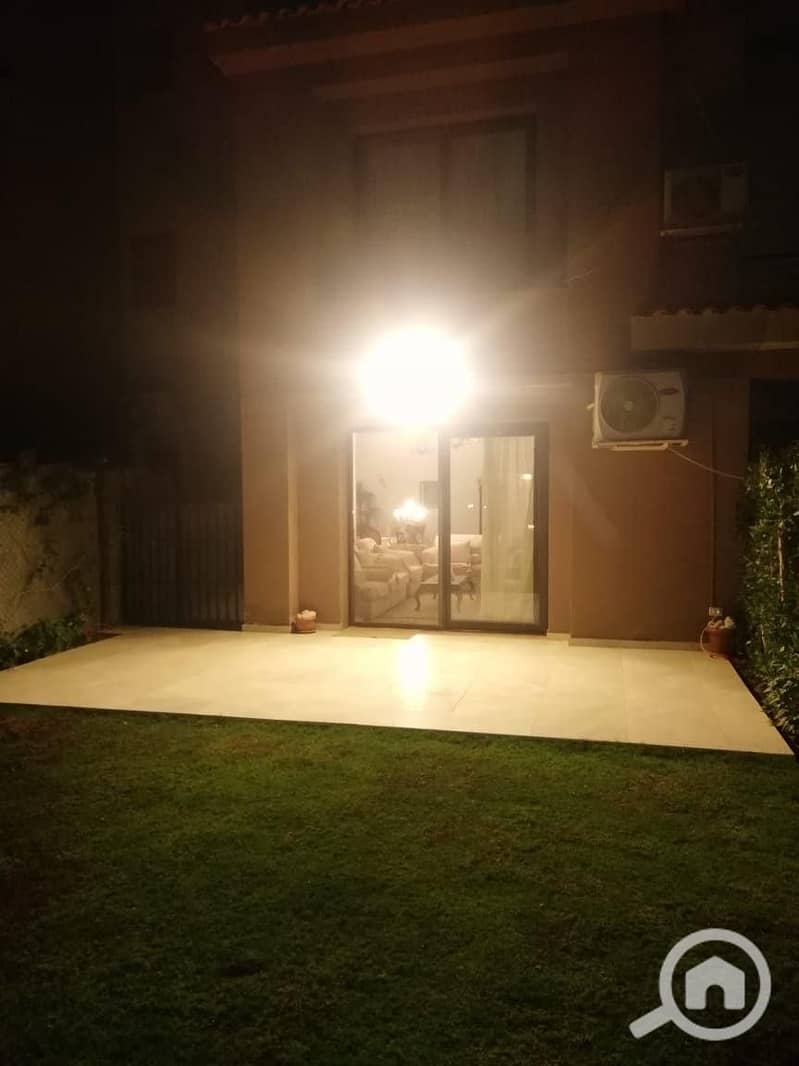 11 f4a047e5-3f43-4c32-9e7e-05cdd9e4f2a5. jpeg