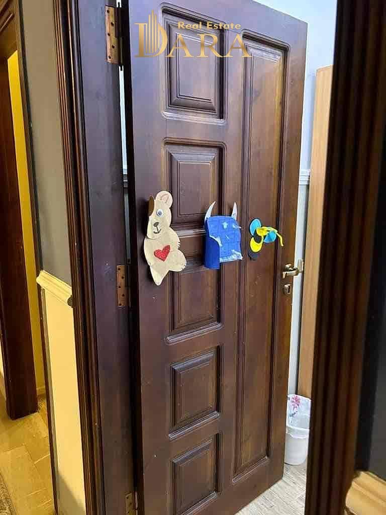 9 8d6c3284-a0e5-4cd8-8f16-8378bd01a962. jpg