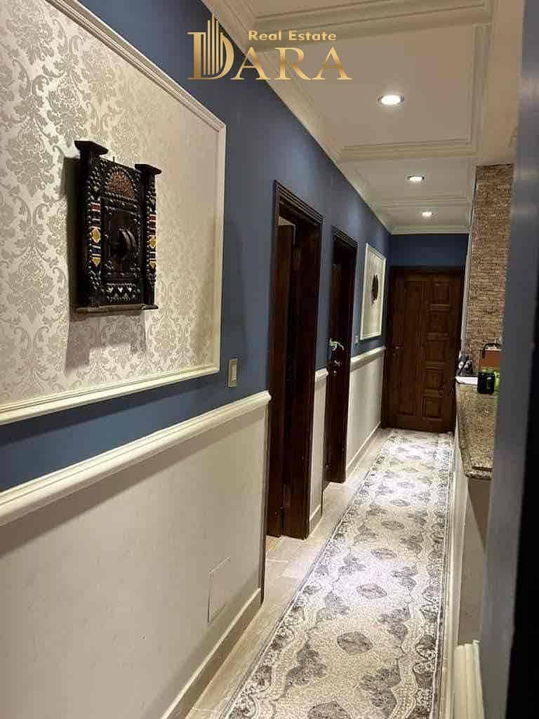 12 5e43c51b-ff62-47dc-b075-055f443d580a. jpg