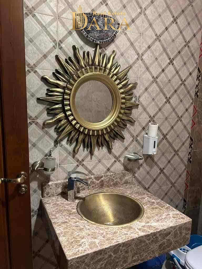 14 dcb8680d-cbe8-4d83-a1ca-59d83c701463. jpg