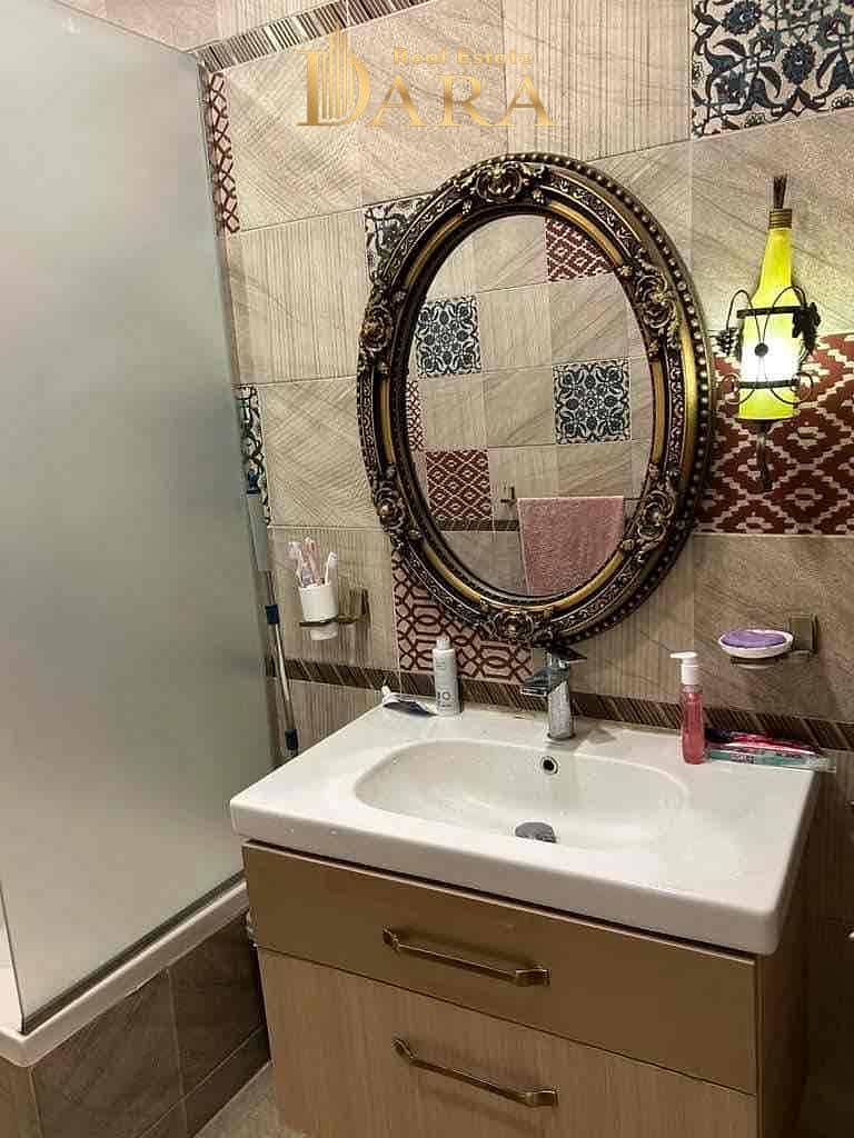 16 2b34b3ce-0872-42f5-8ce8-decae3ee687c. jpg