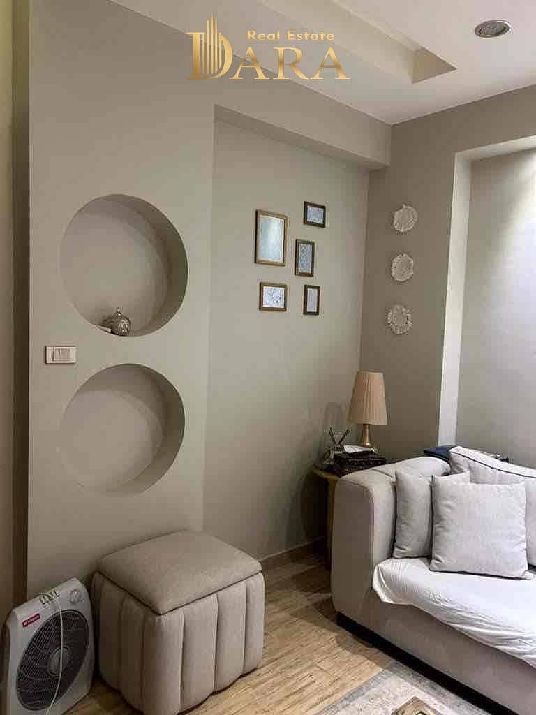 27 5ffce47f-cf2e-47e6-b10b-791d566e4eaa. jpg