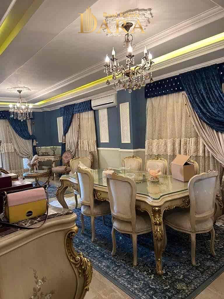 32 475ba623-0182-4990-89b2-2c7aea00379f. jpg