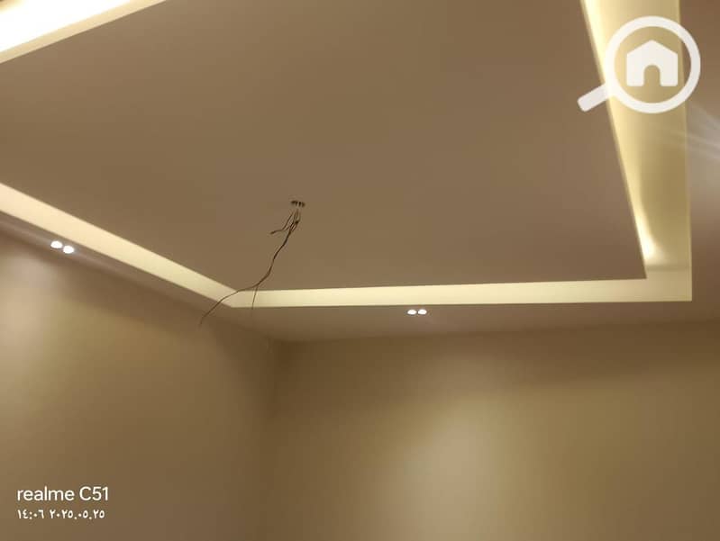 14 573dae8e-947d-4e71-9436-e2a19e5ca354. jpeg