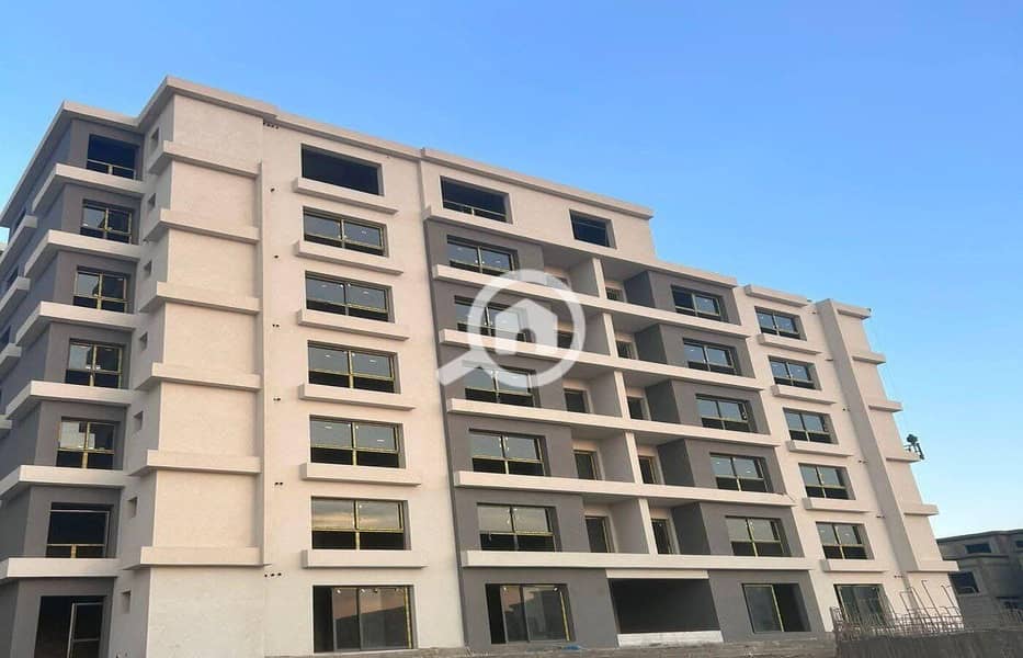 10 creek town compound. jpg